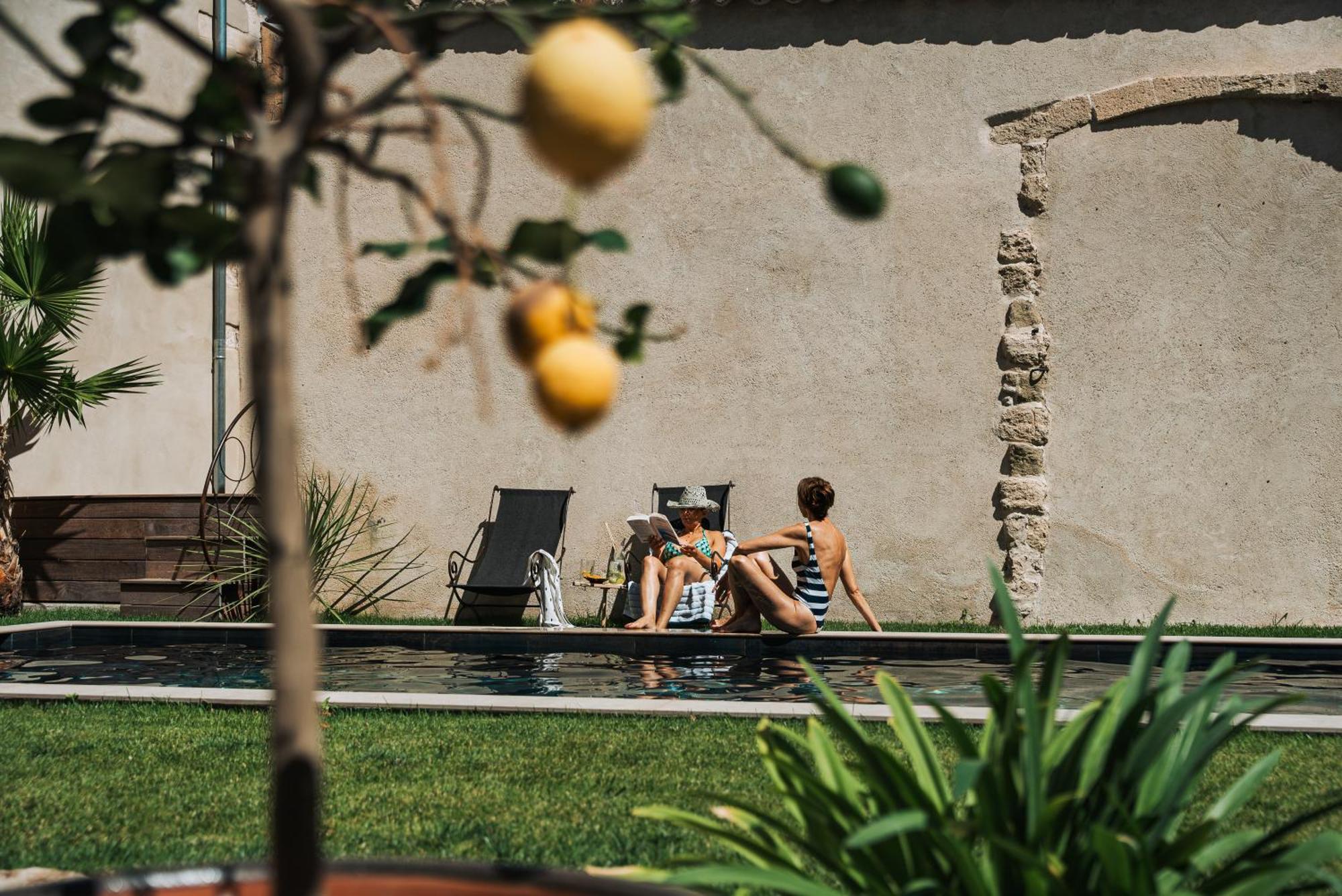 Palais Aoma, Hotel Particulier De Luxe En Provence L'Isle-sur-la-Sorgue Kültér fotó